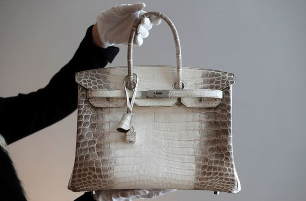 Prive Porter: The Psychology of Owning a Hermès Bag: What Makes Them Coveted Status Symbols?