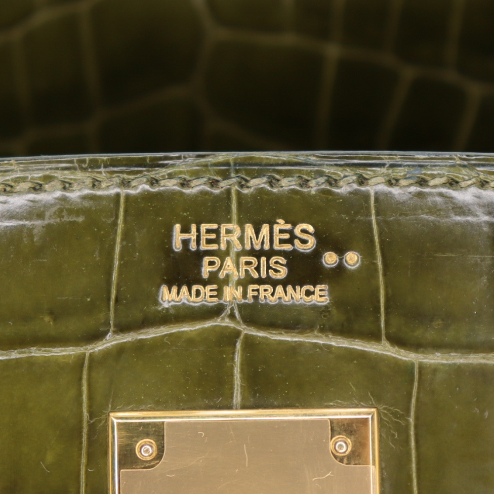 Hermès 30cm Birkin Vert Olive Shiny Niloticus Crocodile Gold
