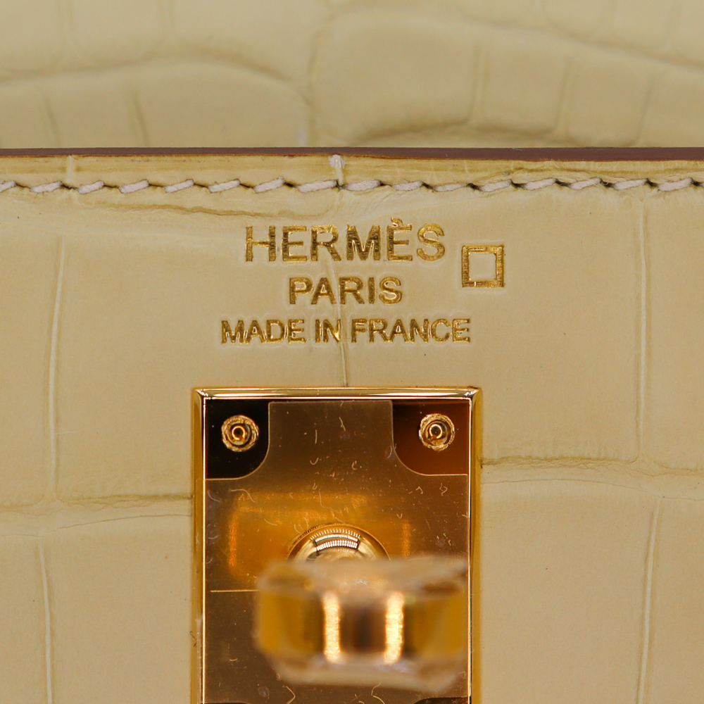 Hermès 25cm Kelly Retourne Black Matte Alligator Gold Hardware