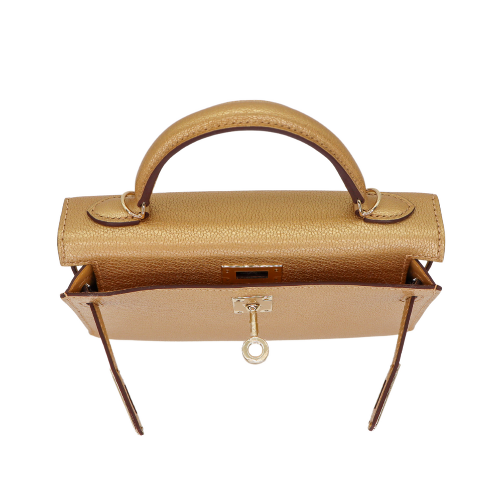 Hermès Mini Kelly II Doré Metallic Chèvre Chamkilight Permabrass Hardw –  Privé Porter