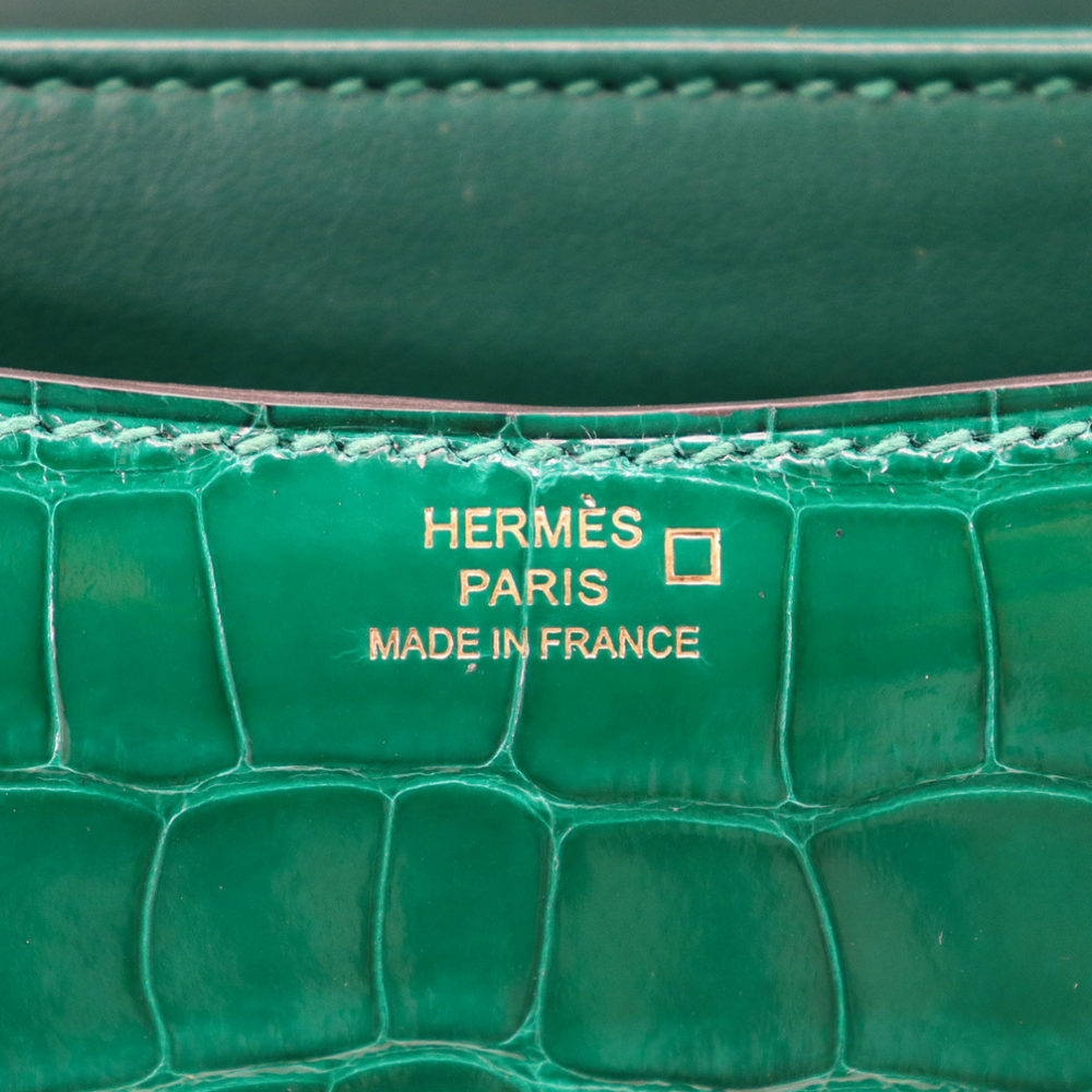 Hermès 18cm Constance Bubblegum Epsom Leather Palladium Hardware