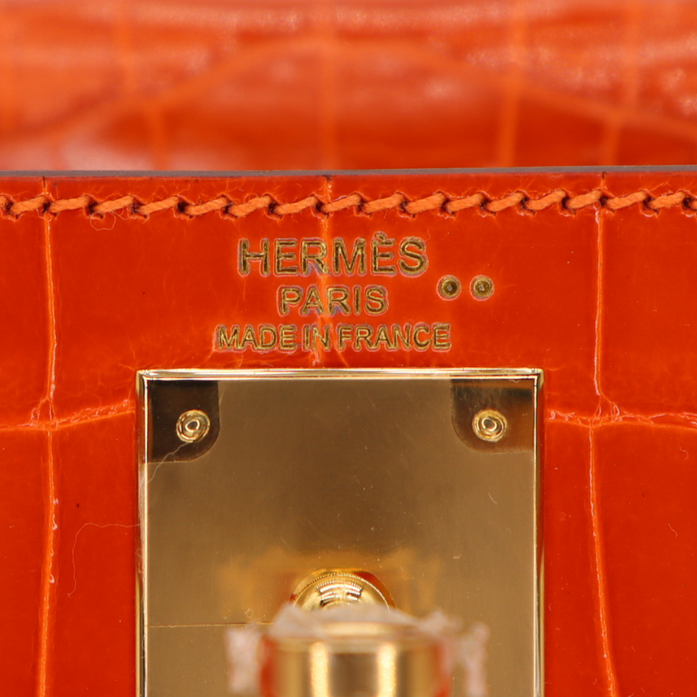 Hermès 28cm Kelly Sellier Orange Shiny Niloticus Crocodile Gold