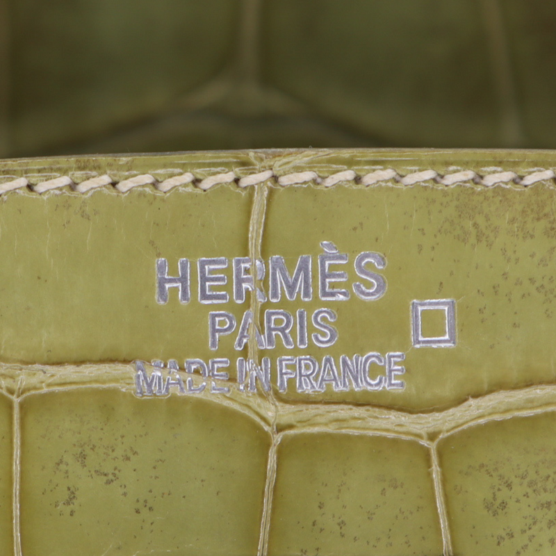 Hermès 35cm Birkin Natura Vert Celadon Shiny Niloticus Palladium Hardware