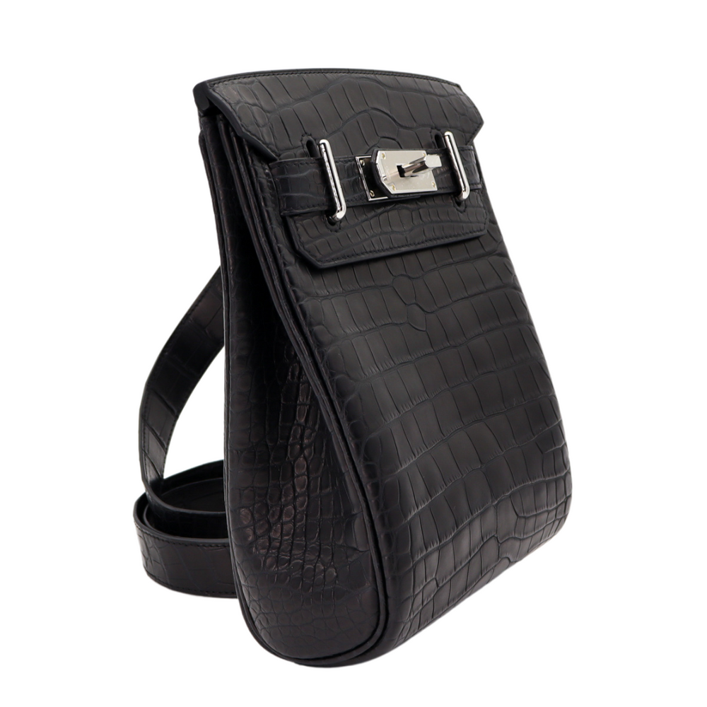 Hermès 20cm Lindy Mini Black Swift Leather Gold Hardware exclusive Hermès 20cm Lindy Mini Black Swift Leather Gold Hardware exclusive