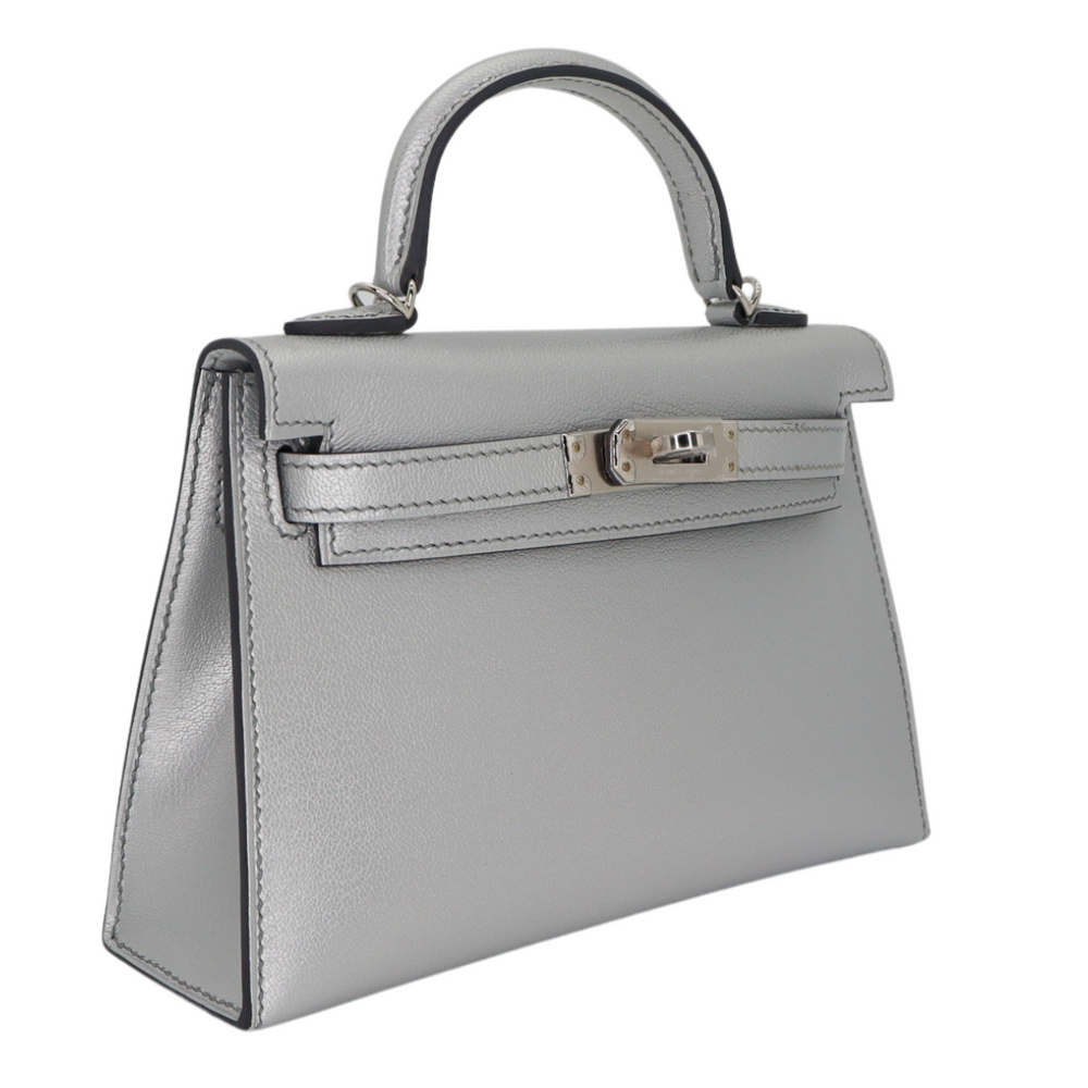 HERMES シルバー レザー ケース Vintage Hermes Kelly Pochette Silver Metallic Chevre Palladium Hardwar
