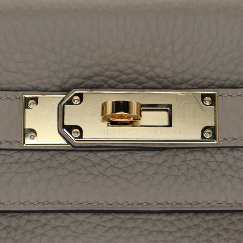 Hermès 28cm Kelly Retourne Feu Clemence Leather Gold Hardware Hermès 28cm Kelly Retourne Feu Clemence Leather Gold Hardware