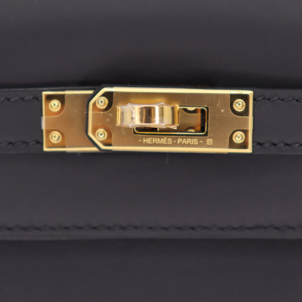 Hermès Kelly Pochette Black Swift Leather Gold Hardware – Privé Porter