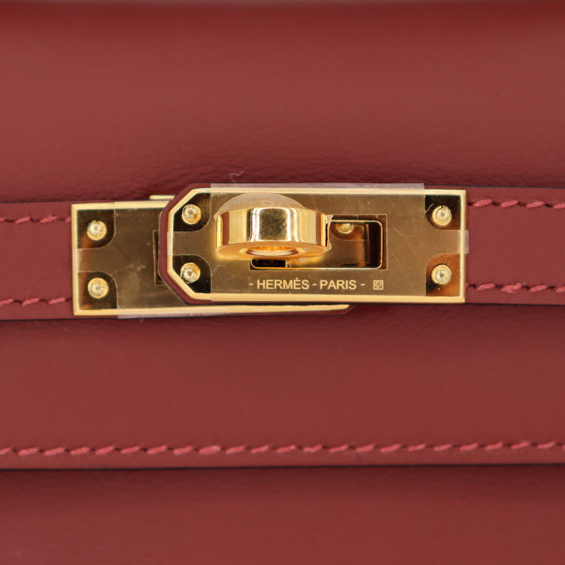 Hermès Kelly Pochette Rouge H Swift Leather Gold Hardware