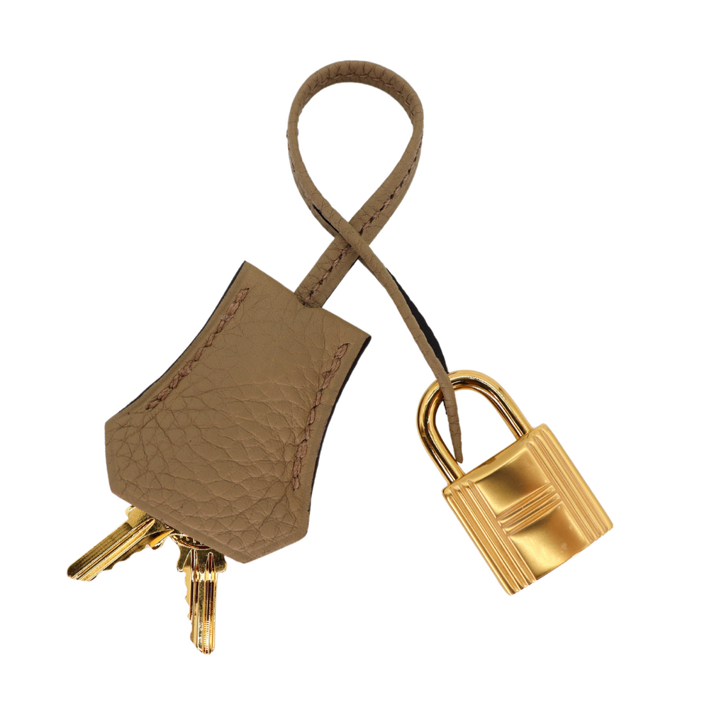 8_e0d2c69e-2d8e-4266-97f5-