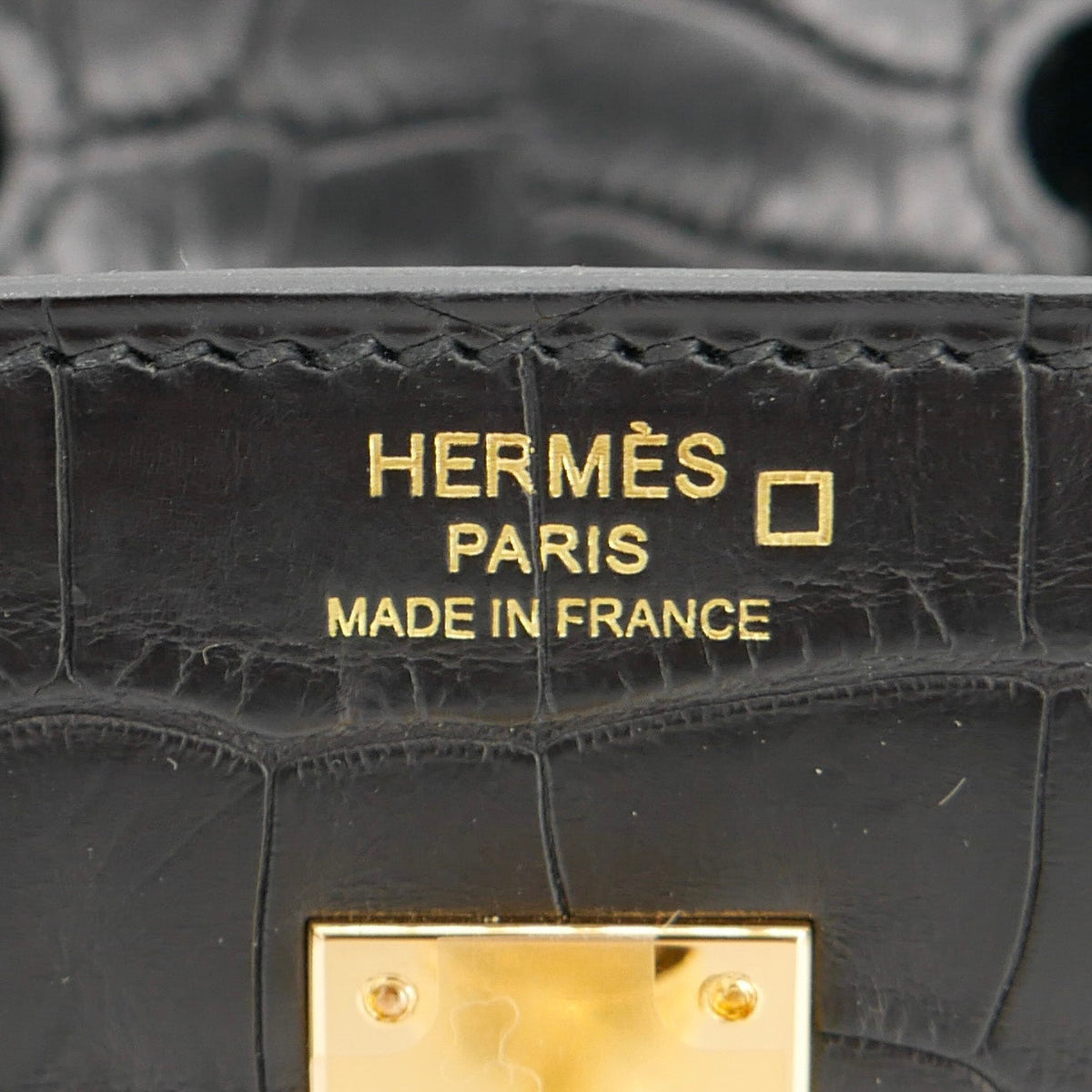 Hermès 25cm Birkin Black Matte Alligator Gold Hardware Hermès 25cm Birkin Black Matte Alligator Gold Hardware