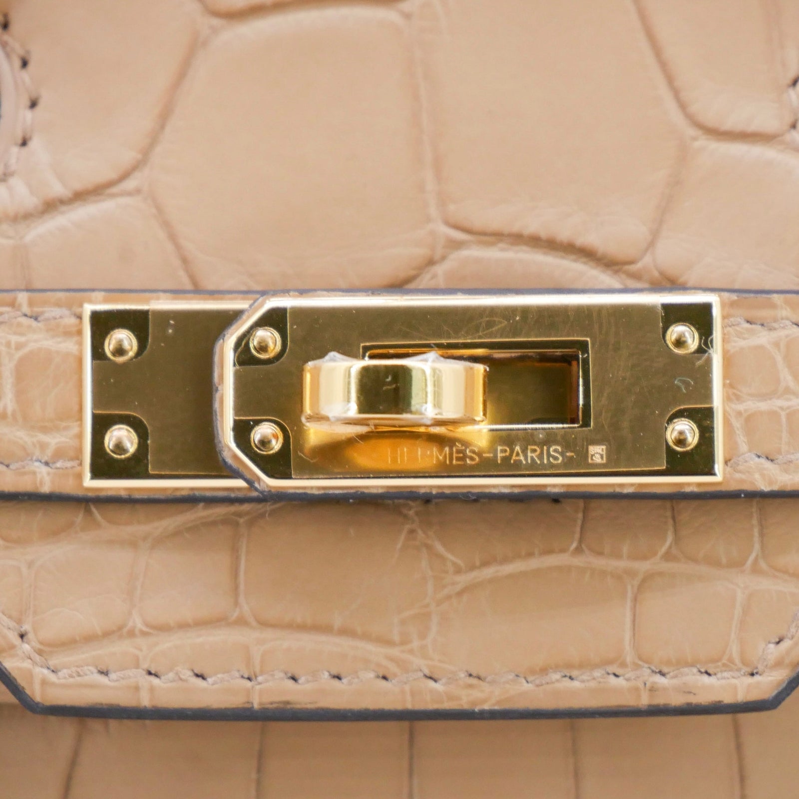 Hermès 25cm Birkin Chai Matte Alligator Gold Hardware exclusive at