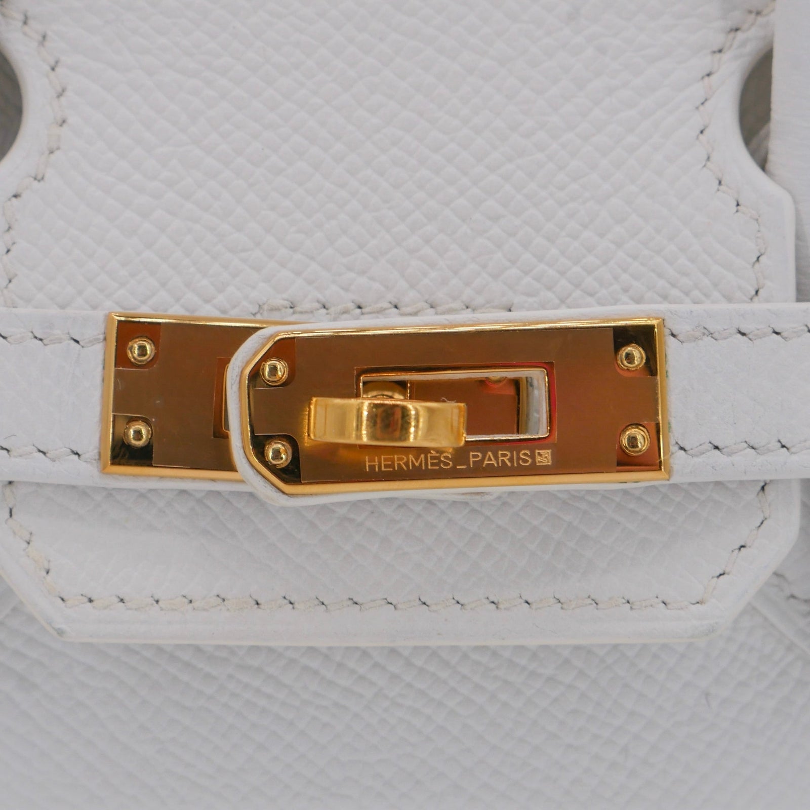 HERMES ゴールドピンバッジ 箱付き HE7098DW001650_6_l.jpg