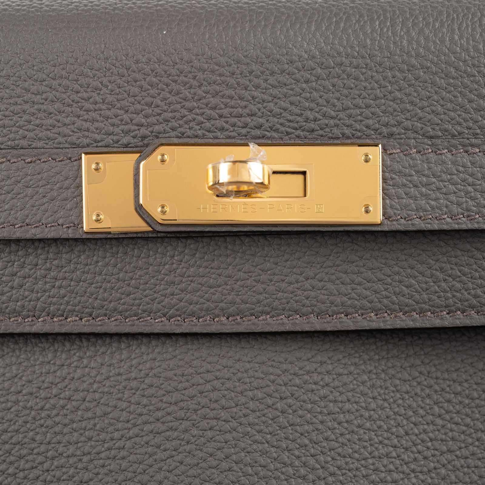 Hermès 28cm Kelly Retourne Gris Etain Togo Leather Gold Hardware