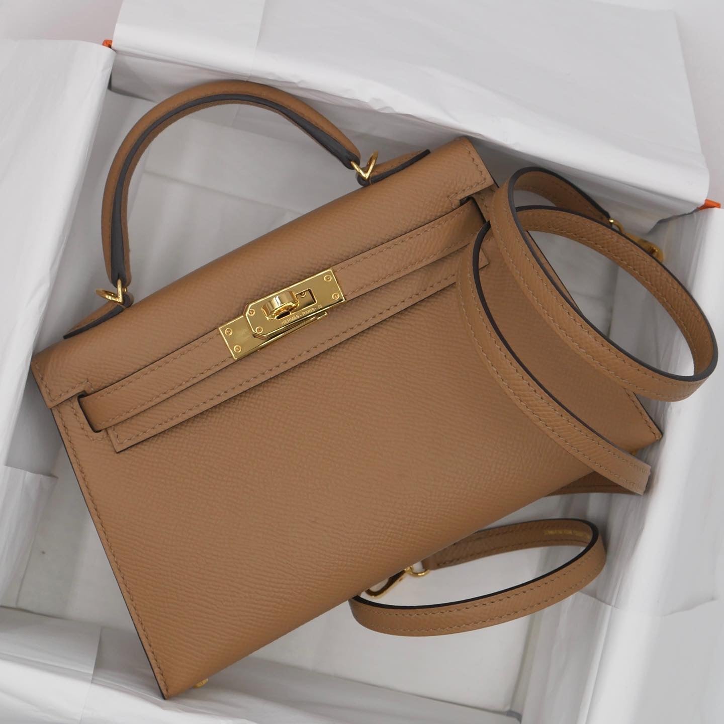 HERMES　レザーコーティング  エマイユ  箱付き エルメス Hermes HERMES コインケース Bastia バスティア レザー