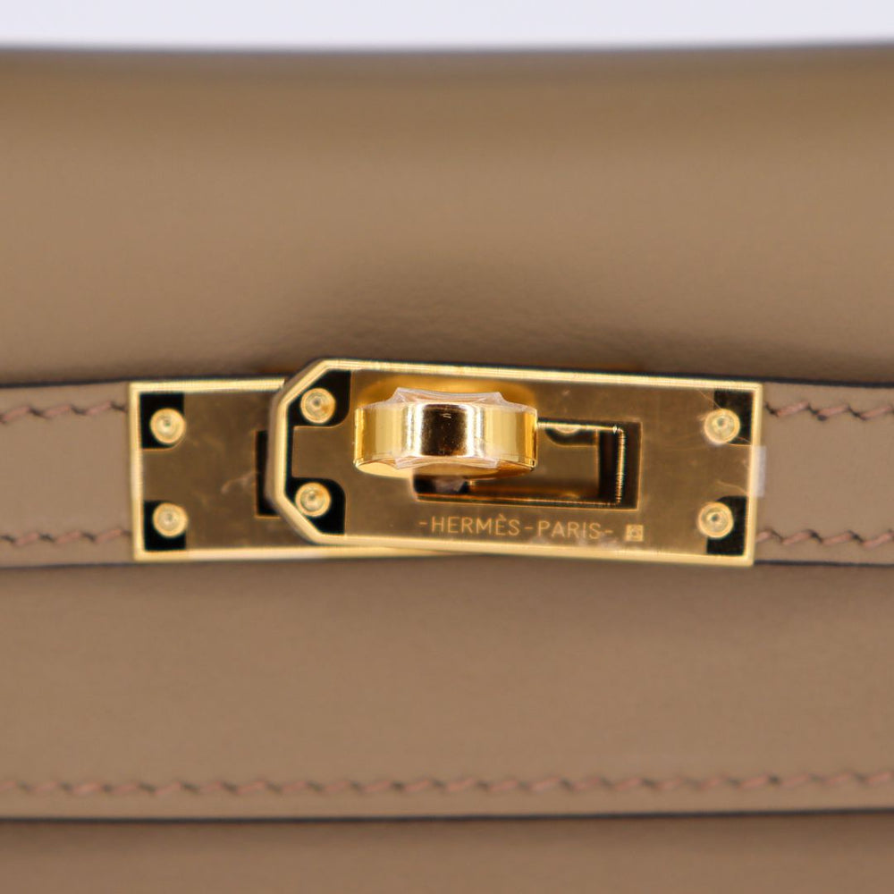Hermès Kelly Pochette Beige Marfa Swift Leather Gold Hardware